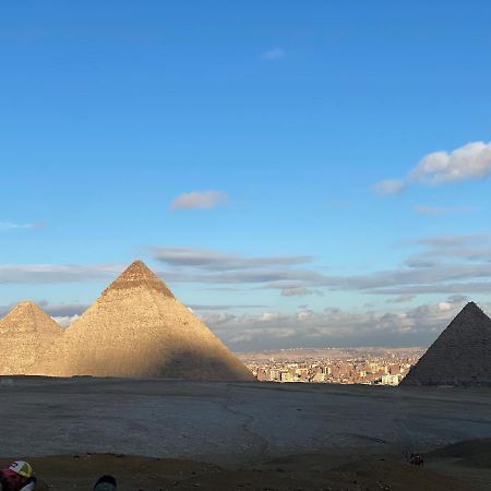 3 Pyramids View Inn Giza Bagian luar foto